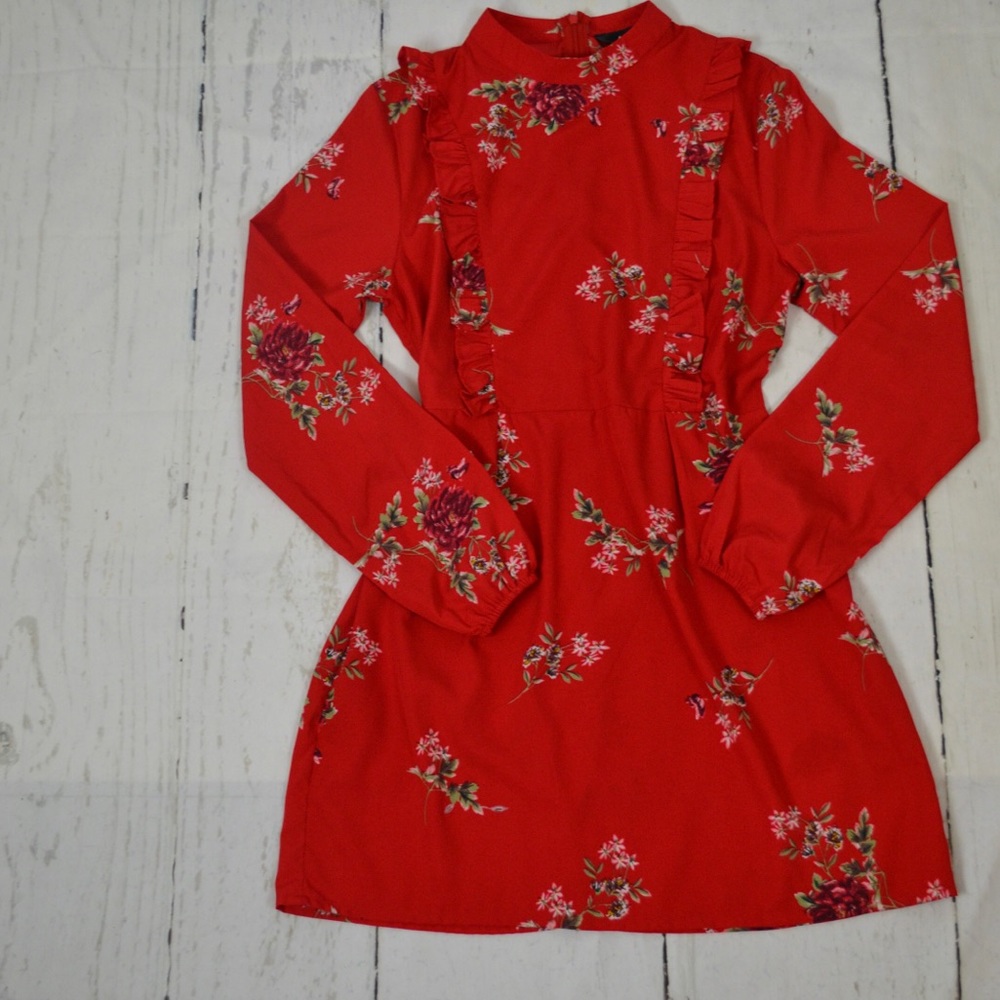 Nwot Retro Red Baby Doll Dress. Flattering structure. Fits small medium - Picture 3 of 4